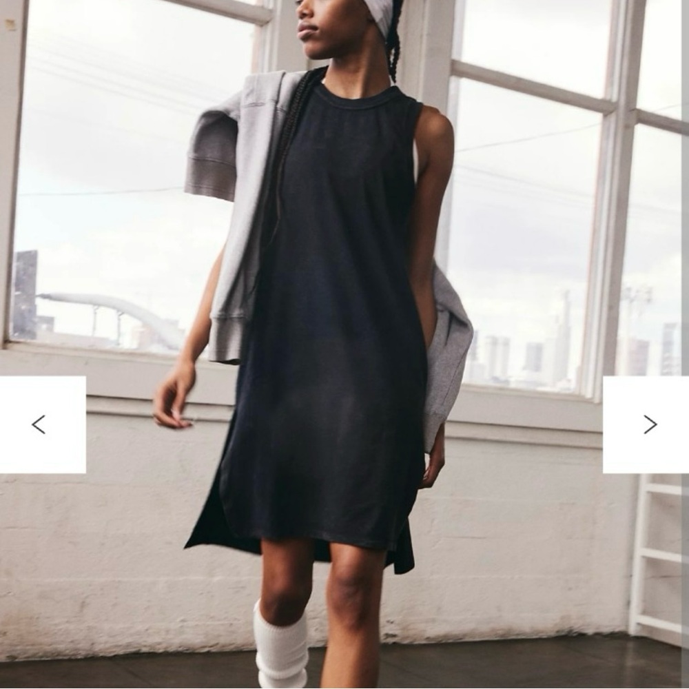 FREE PEOPLE MOVEMENT:Hot Shot Tunic Tank in Black NWOT